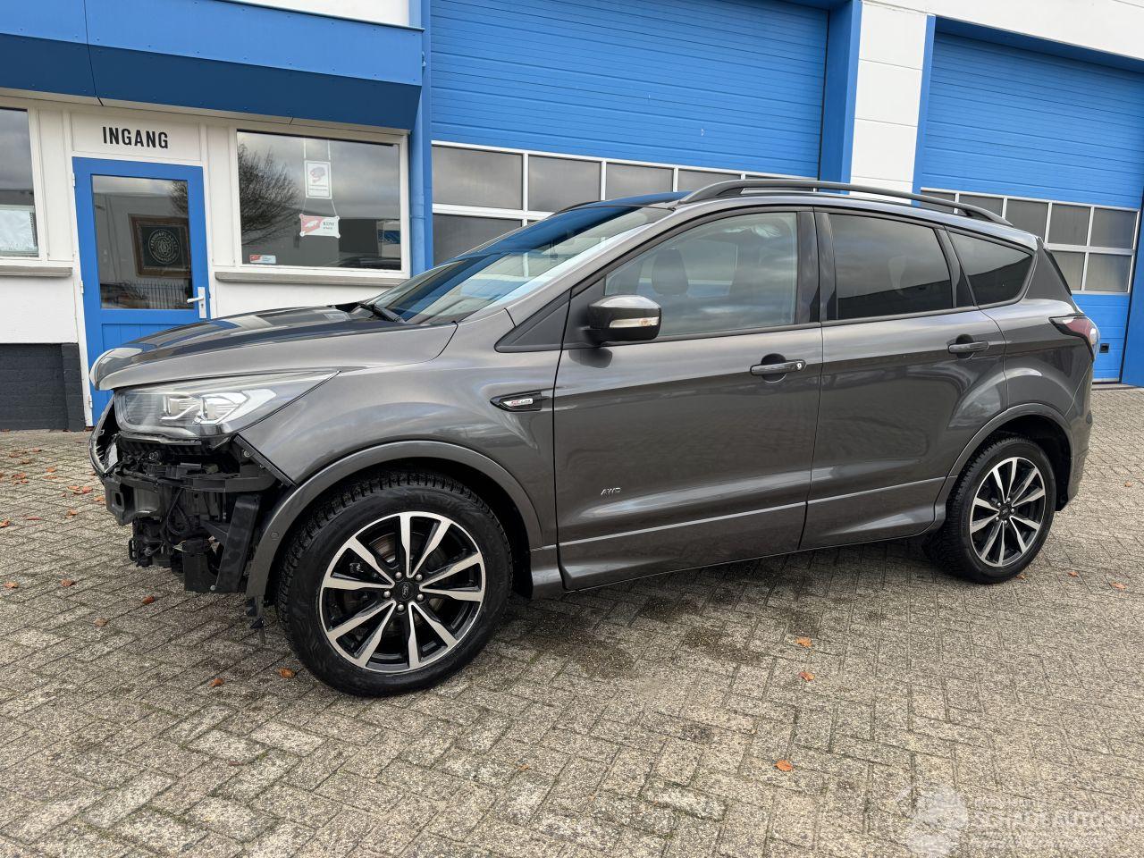 Ford Kuga 1.5  AUTOMAAT  ST-LINE
