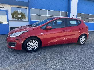 skadebil auto Kia Niro 1.0 T-GDI  NAVIGATOR 2016/6