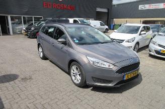 Unfallwagen Ford Focus 1.0 TREND 2016/4