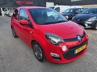 Vaurioauto  passenger cars Renault Twingo 1.2 16v Collection airco 2013/1