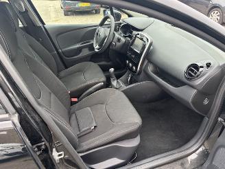Renault Clio 1.5 DCI 5-drs airco picture 7