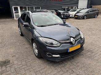Voiture accidenté Renault Mégane 1.2 TCe Limited Pano 2016/6