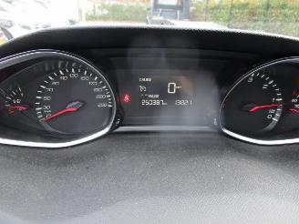 Peugeot 308 1.6 BLUEHDI EXECUTIVE PACK picture 10