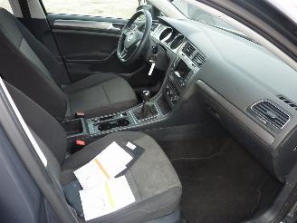 Volkswagen Golf 1.2 TSI EASYLINE picture 8