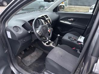 Toyota Urban Cruiser 1.3 VVTI Dynamic clima picture 12