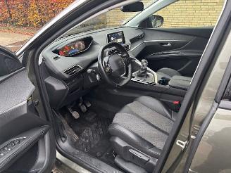 Peugeot 5008 1.2 PureTech Premium 7-pers  131pk picture 10