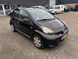 škoda osobní automobily Toyota Aygo 1.0 12v 5-drs airco 2011/11