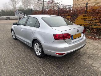 Volkswagen Jetta 1.4 TSI Hybrid Comfort Dsg picture 4