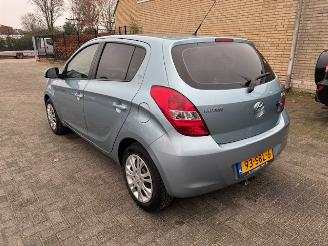 Schadeauto Hyundai I-20 1.2i  5-drs airco 2011/8