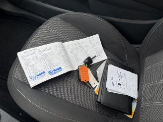 Opel Corsa 1.4 16v Color Edition airco picture 13