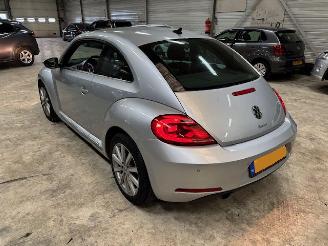 krockskadad bil auto Volkswagen Beetle 1.2 Tsi Design 2013/7