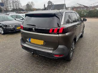 Peugeot 5008 1.2 Pure Tech Premium 131pk picture 3