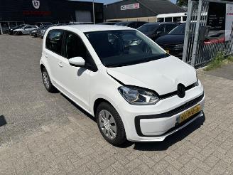 Coche accidentado Volkswagen Up! 1.0 5-drs  Move Up! airco 2017/5