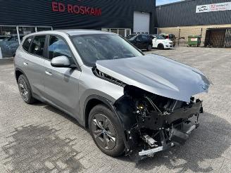 uszkodzony samochody osobowe BMW iX1 eDrive20 67kWh 2024/3