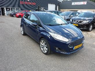 damaged passenger cars Ford Fiesta 1.0 TITANIUM 2016/9