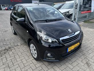 krockskadad bil auto Peugeot 108 1.0 e-VTI 5-drs Airco 2016/7