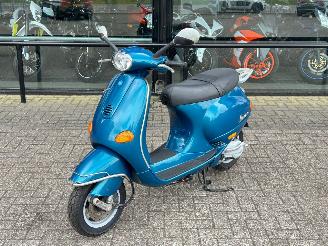 uszkodzony motocykle Vespa  ET4 125cc 2000/3