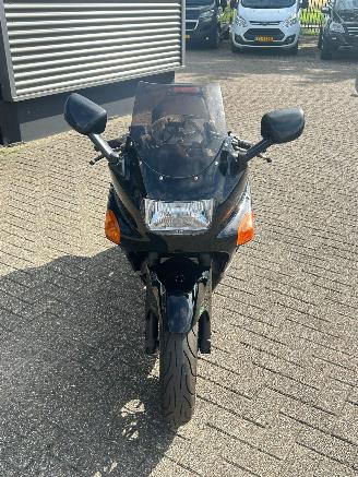 Kawasaki ZZ - R 600  picture 8