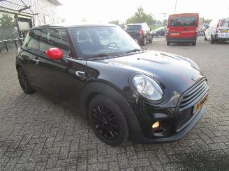 Mini Cooper 1.5 Business picture 6