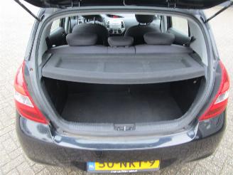 Hyundai I-20 1.2i Dynamic version 5drs picture 19