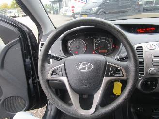 Hyundai I-20 1.2i Dynamic version 5drs picture 17