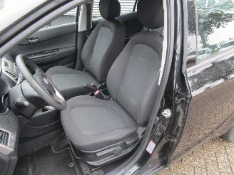 Hyundai I-20 1.2i Dynamic version 5drs picture 15