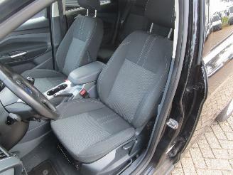 Ford C-Max 1.0 Titanium picture 12