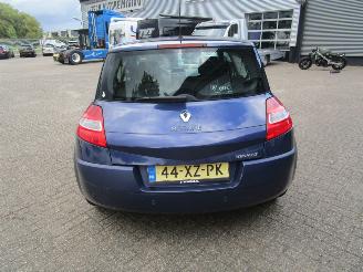 Renault Mégane 1.6-16V Tech Line LPG picture 4