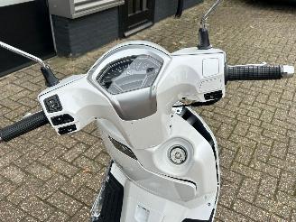 Kymco  New Like picture 13