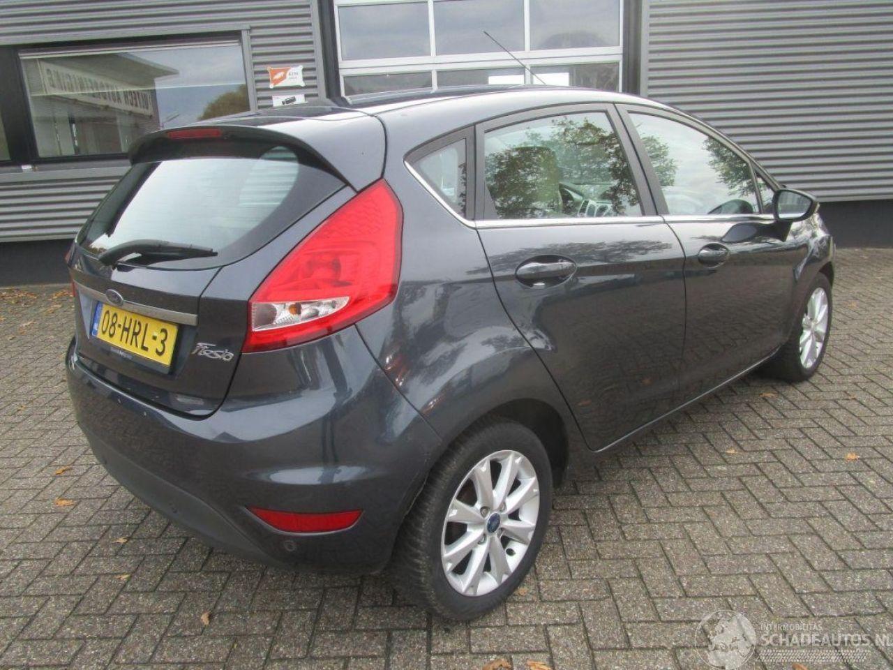 Ford Fiesta 1.25 Ghia 5drs