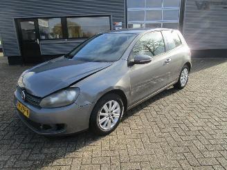 damaged passenger cars Volkswagen Golf 1.2 TSI Comfortline 2013/3