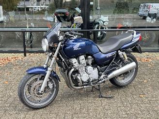 škoda motocykly Honda CB Seven fifty CB750 1995/3