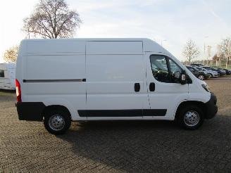 Peugeot Boxer 335 2.2 HDI L2H2 XR picture 6