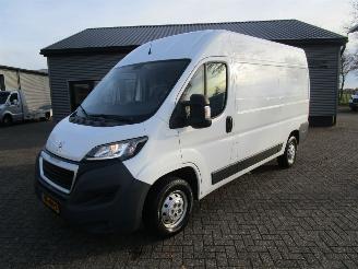 begagnad bil bedrijf Peugeot Boxer 335 2.2 HDI L2H2 XR 2014/6