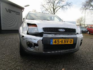 Ford Fusion 1.6-16V Futura picture 24