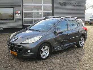 Vaurioauto  passenger cars Peugeot 207 SW 1.6 VTI XS 2011/1