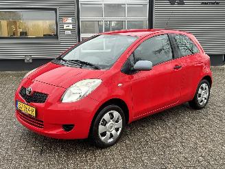 skadebil auto Toyota Yaris 1.0 VVTi + 2008/8
