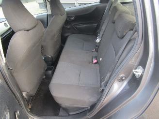 Toyota Yaris 1.5 Full Hybrid Aspiration 5drs picture 13