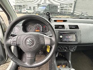 Suzuki Swift 1.3 Shogun picture 12