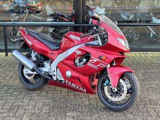 Schade motor Yamaha YZF 600 R Thunder Cat 2000/5