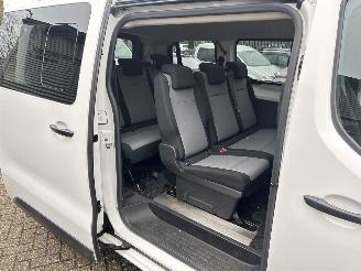 Toyota ProAce Shuttle 1.5 D-4D Cool Comfort Medium 9 personen Incl BTW. picture 12