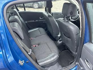 Renault Clio 1.6-16V Dynamique S Automaat picture 12