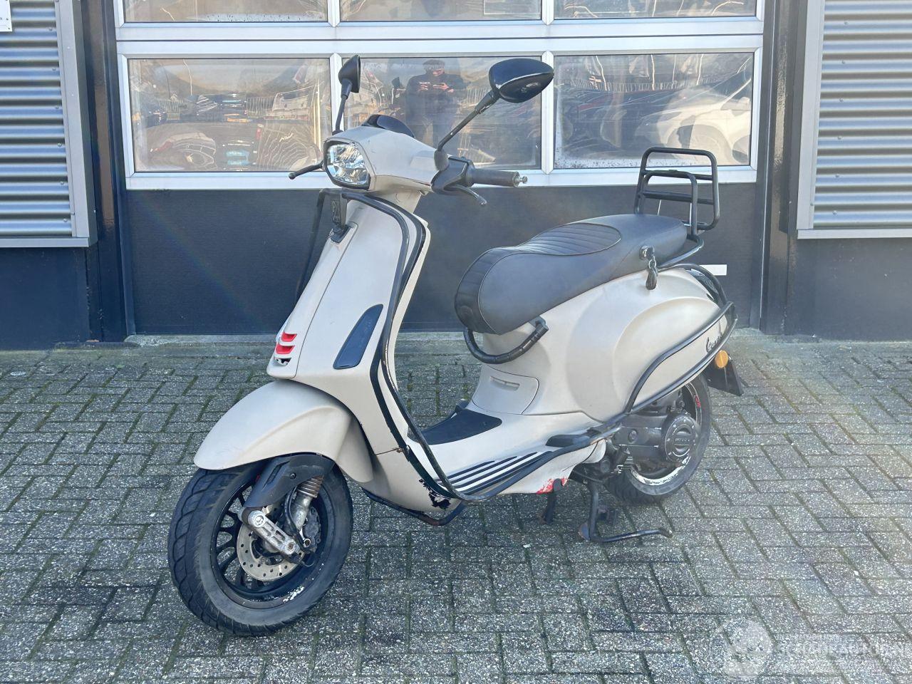Vespa  Sprint 50