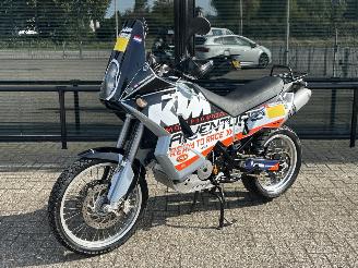 uszkodzony motocykle KTM 950 Adventure  2004/3