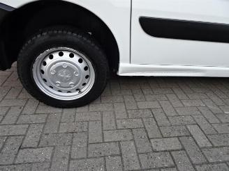 Peugeot Expert 227 2.0 HDI L1H1 airco laadruimte met inrichting picture 18