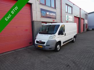 ojeté vozy dodávky Peugeot Boxer 330 2.2 HDI L2H1 airco 3 zits 2009/9