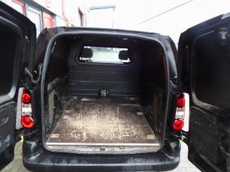 Peugeot Partner 120 1.6 HDI L1 XR Profit + picture 7