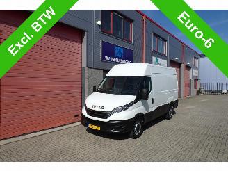 begagnad bil bedrijf Iveco Daily 35S16V 2.3 35 2h l 3 3 zits automaat nl auto !!!!!!!! 8 traps 3500 kg trekhaak gewicht 2022/6