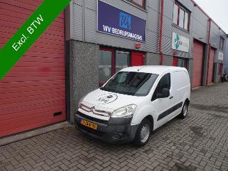 dañado vehículos comerciales Citroën Berlingo 1.6 HDI 500 Comfort 2011/8
