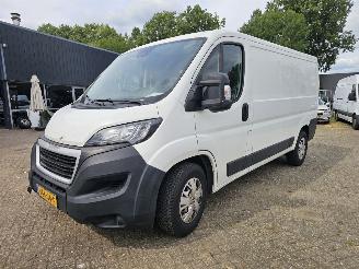 krockskadad bil bedrijf Peugeot Boxer 2.2HDI. Motor defekt, 07-2020 2020/7